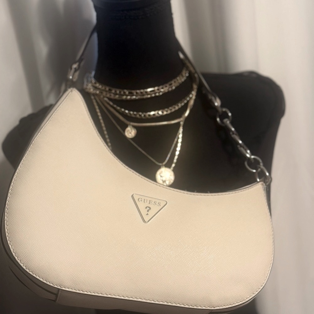 Guess Cream Elegant Shoulder Bag